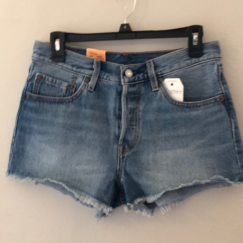 Levi jean shorts